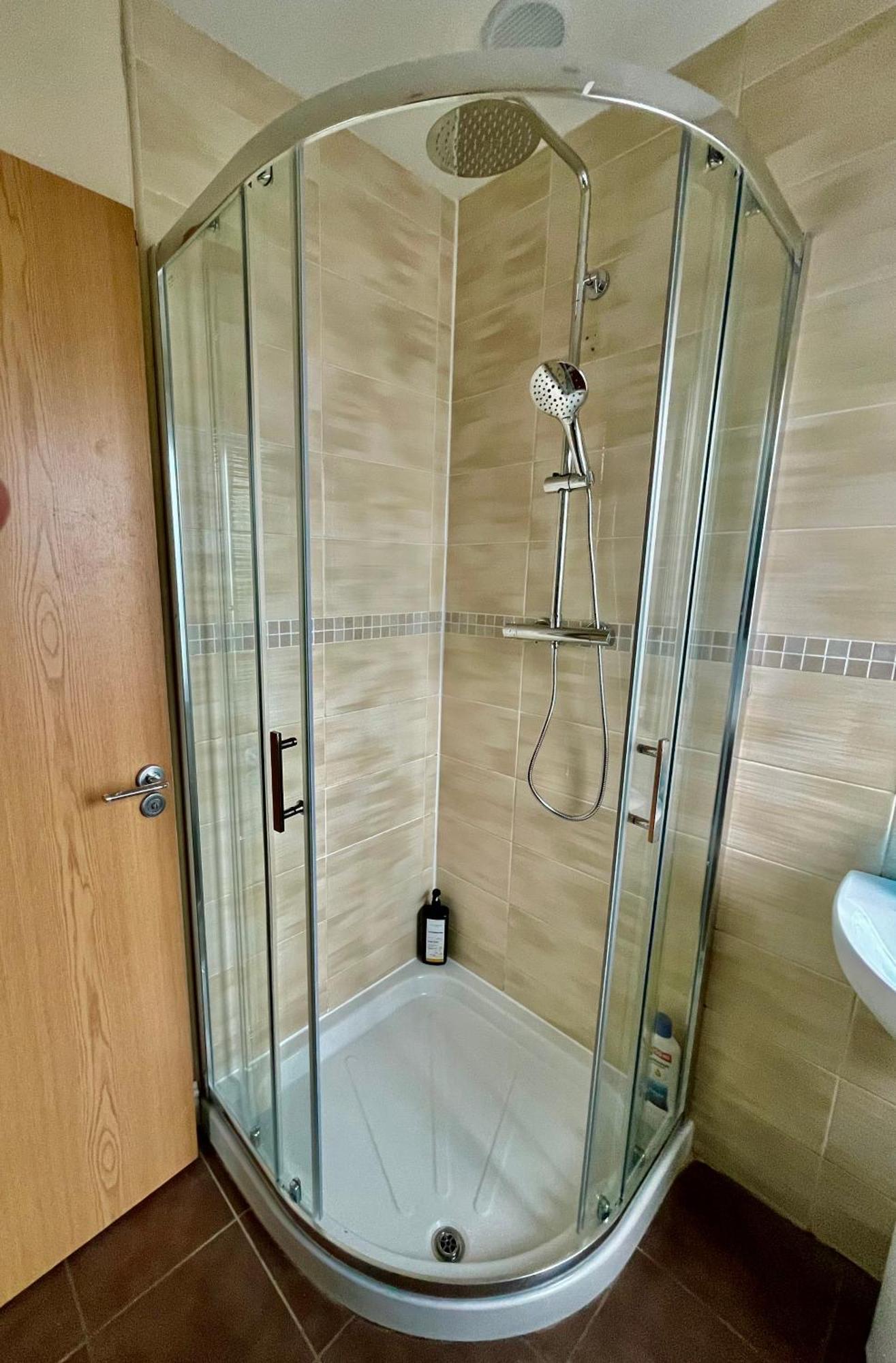 2 Bedroom City-Centre Apartment With Free Parking Белфаст Экстерьер фото