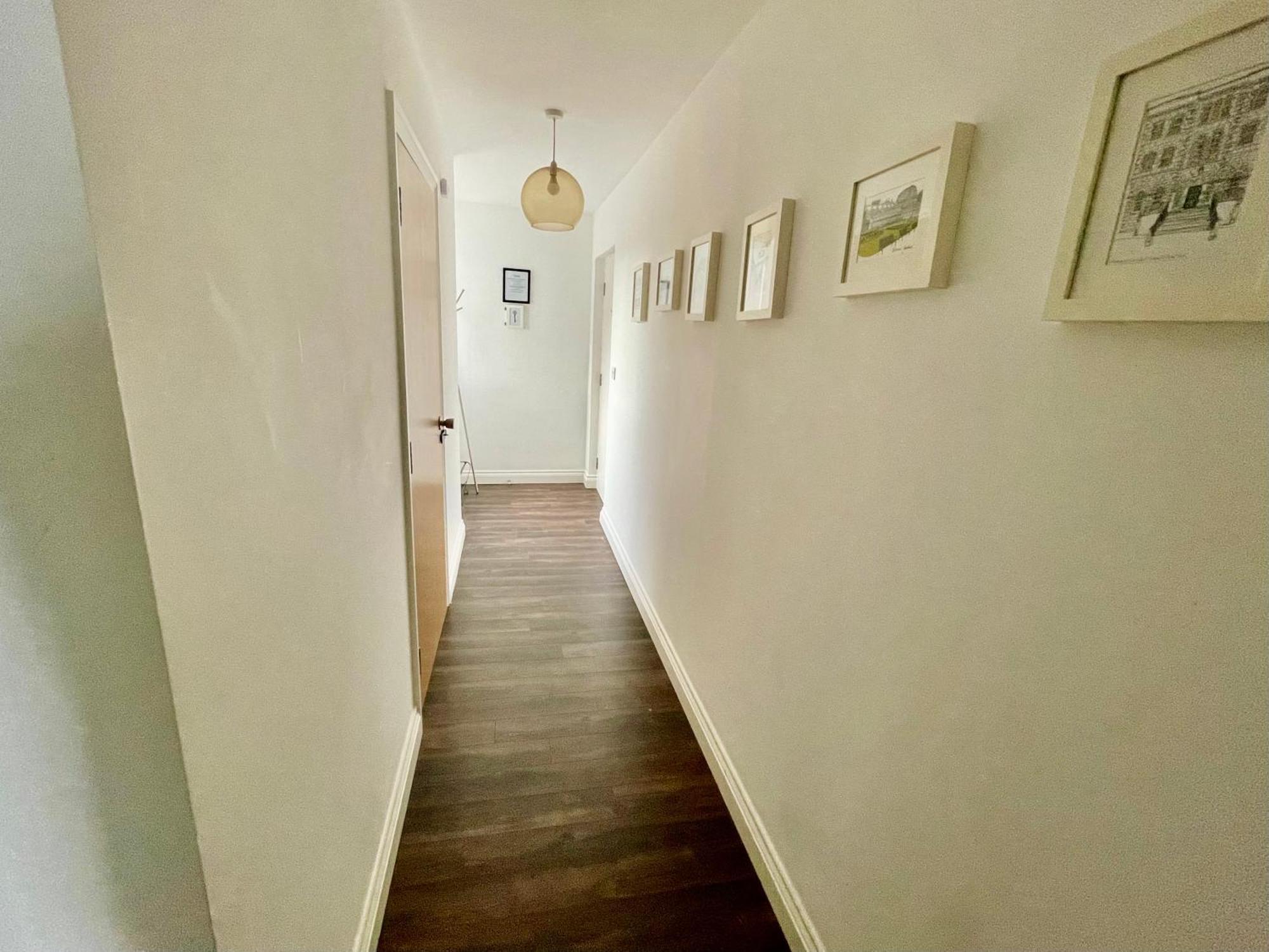 2 Bedroom City-Centre Apartment With Free Parking Белфаст Экстерьер фото